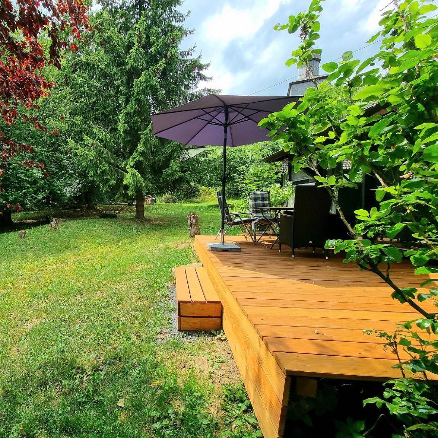 Landhaeuschen Welschneudorf Naturnah Buitenkant foto
